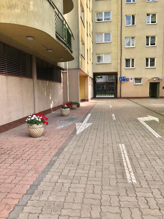Zwykle Mieszkanie Na Wilenska, Trzy Przystanki Do Starego Miasta,Dwa Przystanki Do Szpitala Praskiego Варшава Экстерьер фото